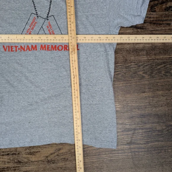 Men's Hanes Gray South Boston Viet-Nam Memorial Short Sleeve Tee XL - Picture 6 of 6